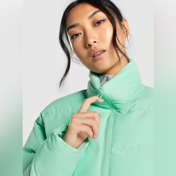 GYMSHARK Puffer Jacket - Picture 5 of 9